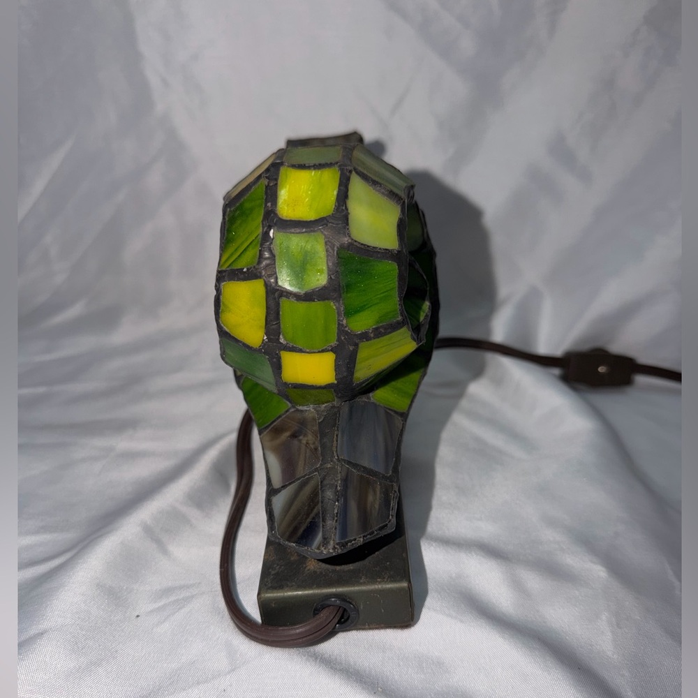 Vintage Tiffany-Style Stained Glass Snail Accent Lamp – Whimsical Night Light - Picture 5 of 9